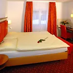 Hotel Simi 4*