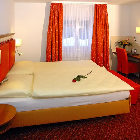Hotel Simi 4*