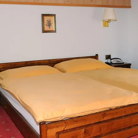 Simi Szálloda Zermatt