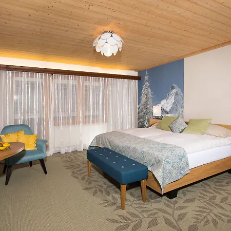 Simi Hotel