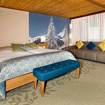 Simi Hotel 4*
