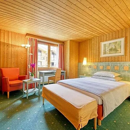Simi Hotel
