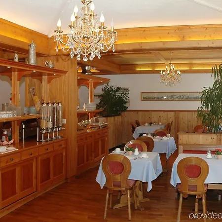 Simi Hotell 4*