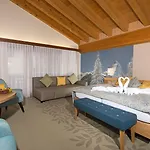 Hotel Simi 4*