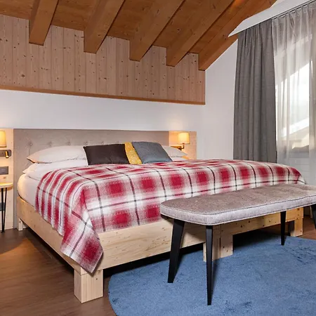 Simi Hotell 4*