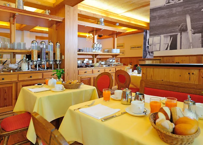 Otel Simi 4*